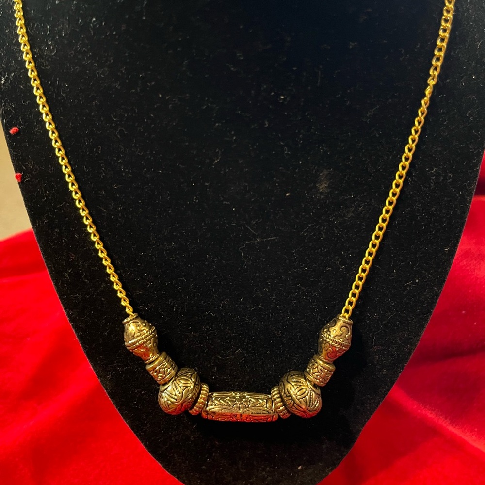 Source Unknown Metal Beaded Necklace